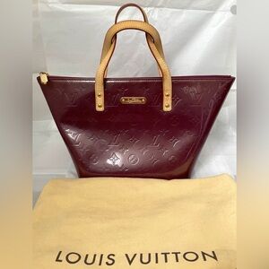Louis Vuitton Bellevue Violette PM Monogram Vernis Tote Handbag Bag & Dust Cover